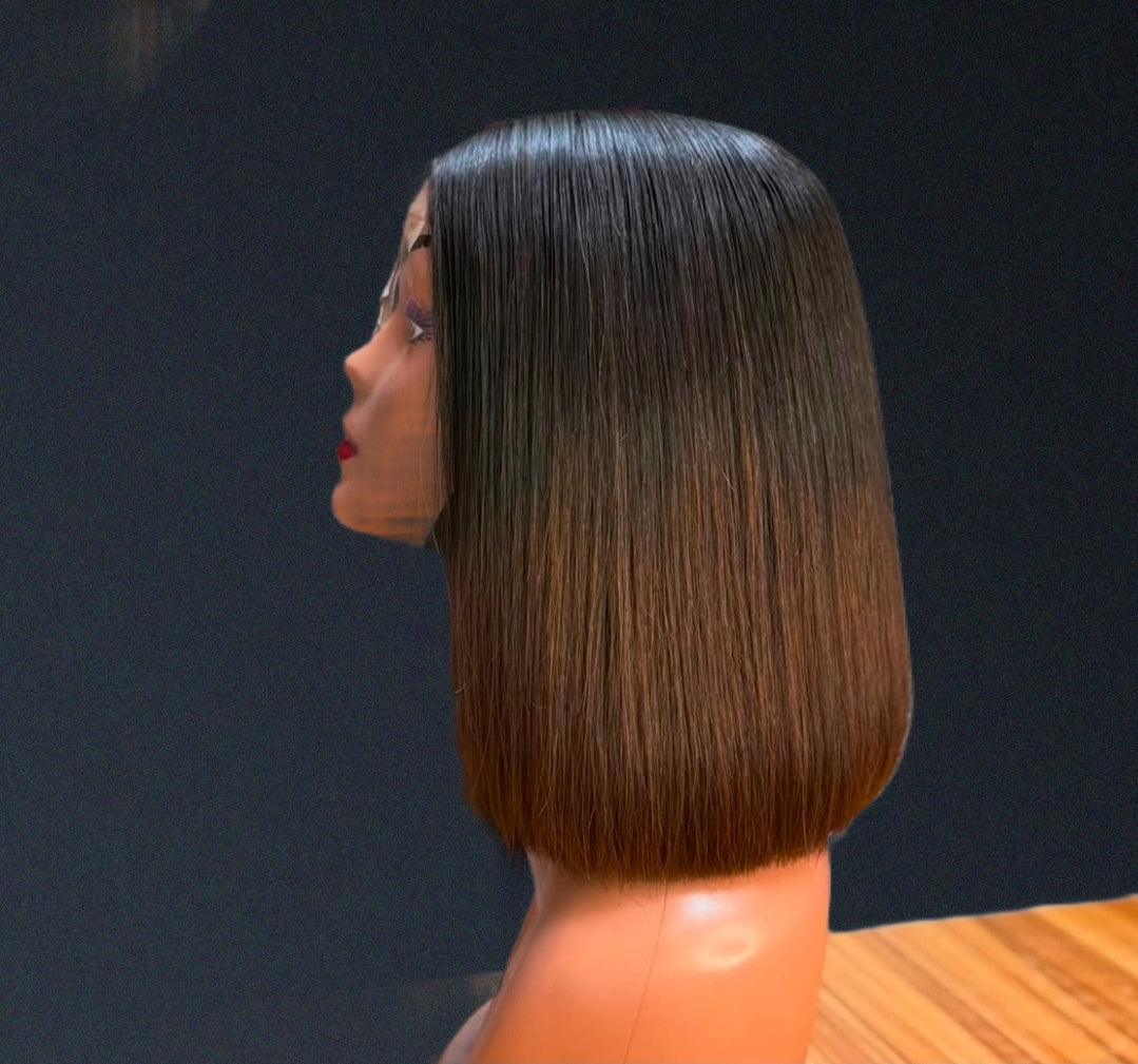 La Reina Bob Cut